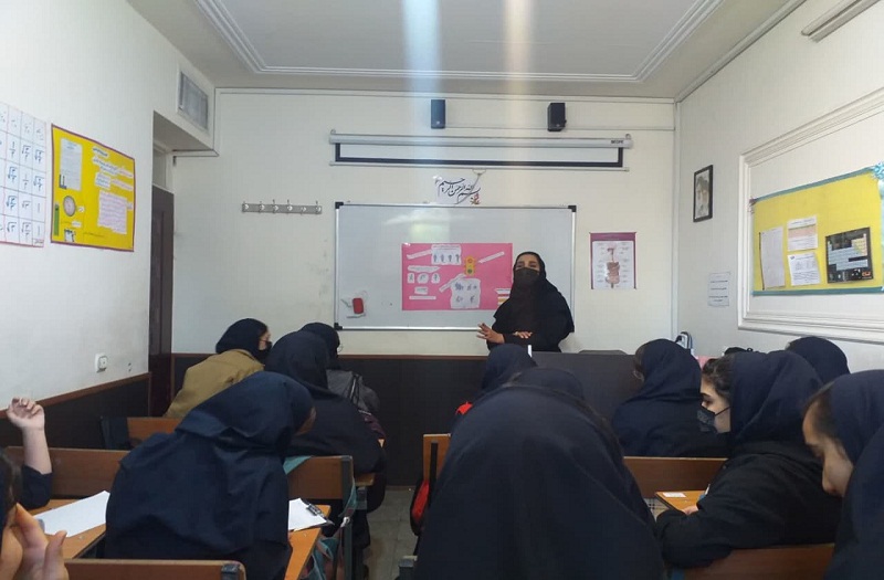 هفته مبارزه با دیابت گرامی باد ، برگزاری کارگاه های آموزشی آشنایی دانش آموزان با دیابت و مبارزه با آن در دبیرستان نجمه