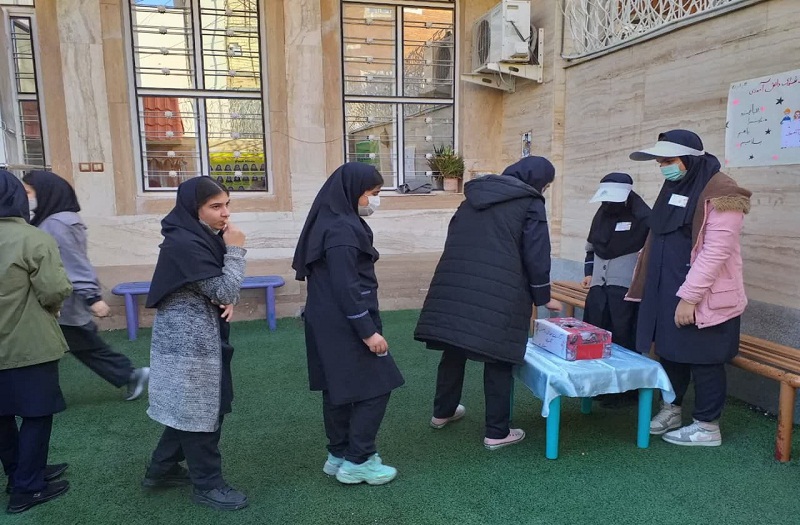 برگزاری انتخابات شورای دانش آموزی در دبیرستان نجمه