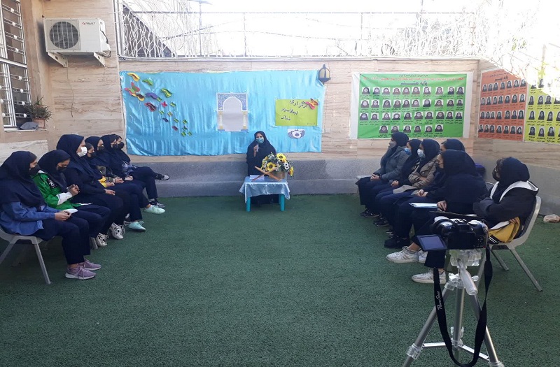 برگزاری اجلاسیه ی نماز در دبیرستان نجمه​