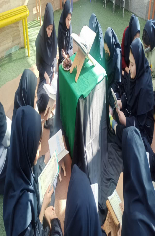 محفل انس با قرآن دبیرستان نجمه