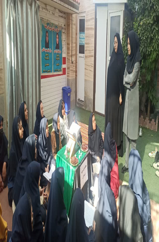 محفل انس با قرآن دبیرستان نجمه